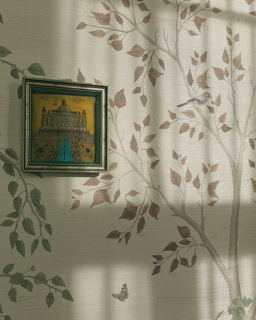 Seasonal Woods Grasscloth Room Wallpaper - Green
