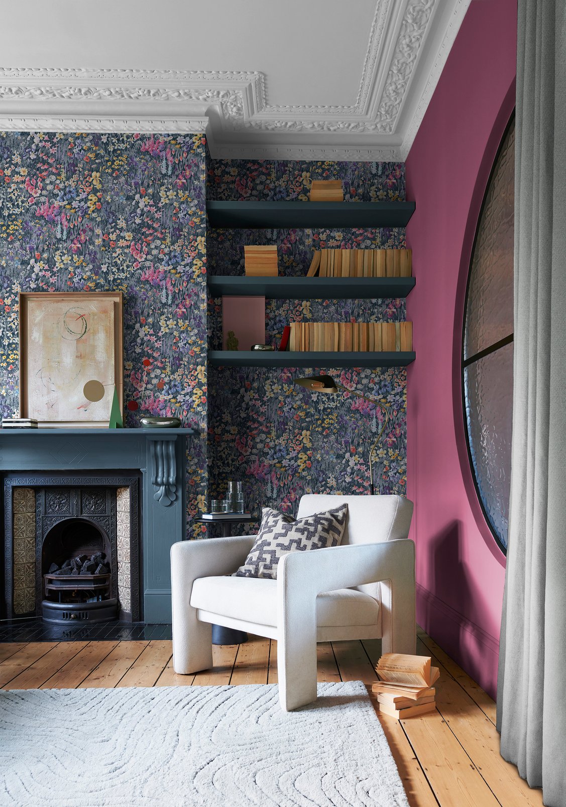 124110 - Cottage Garden Wallpaper - Midnight - Graham & Brown