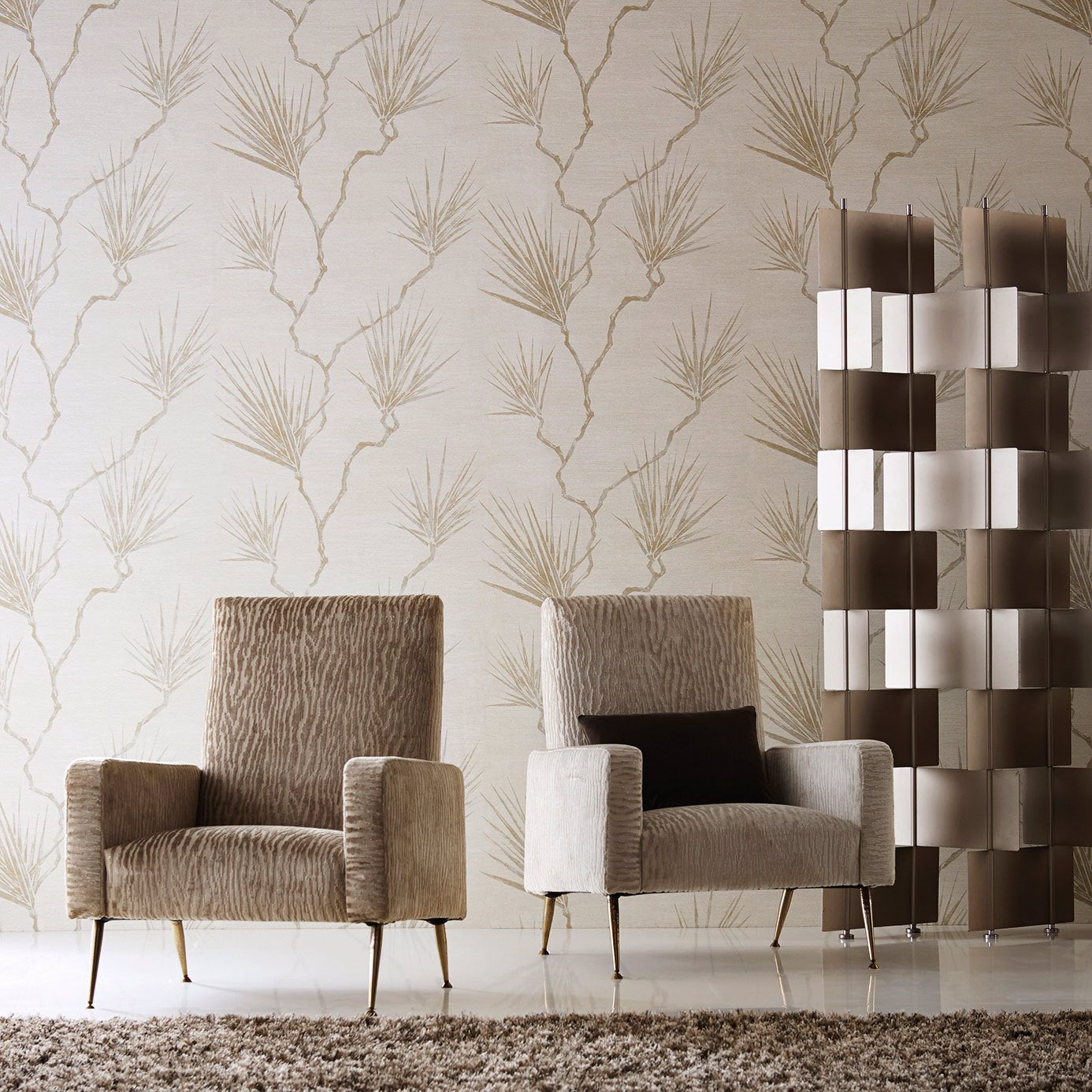 Anthology Peninsula Palm Wallpaper - Parchment - EREE110821 - Harlequin
