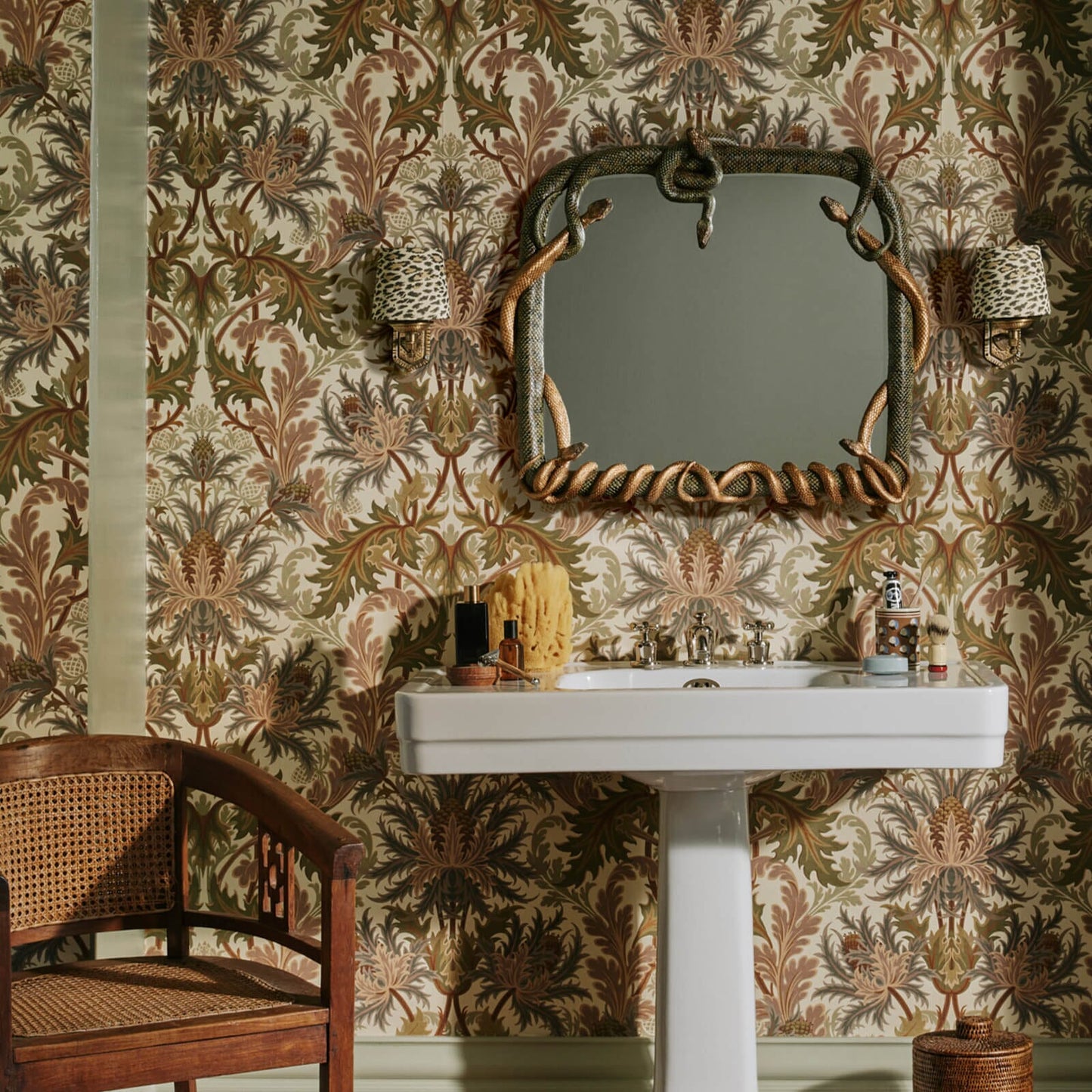 Aquifolia Wallpaper - Ecru - House of Hackney