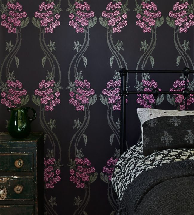 Autumn Berry Wallpaper - Blackberry - BG1100201 - Barneby Gates
