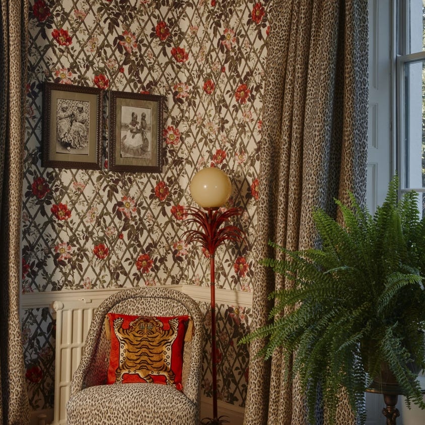 BRYHER ROSE Wallpaper - Cinnabar - House of Hackney