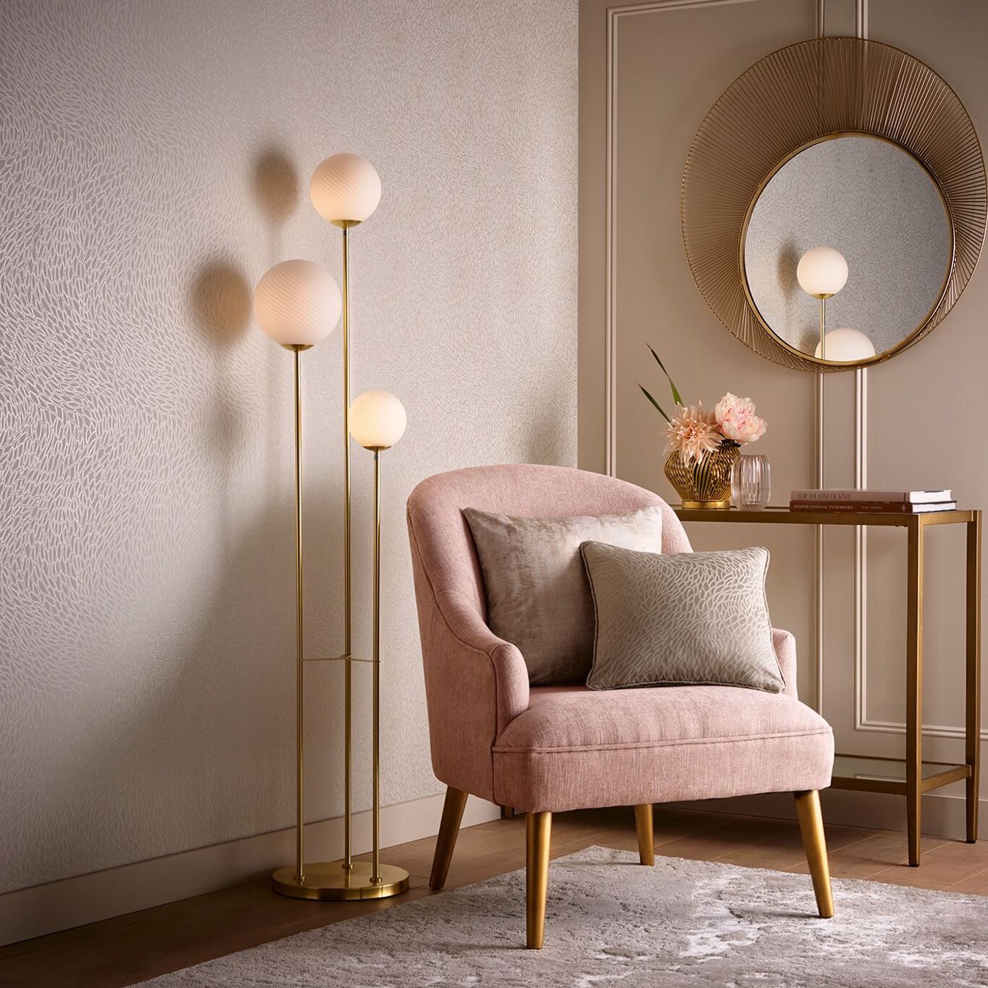 Corallino Wallpaper - Ivory - Clarke & Clarke