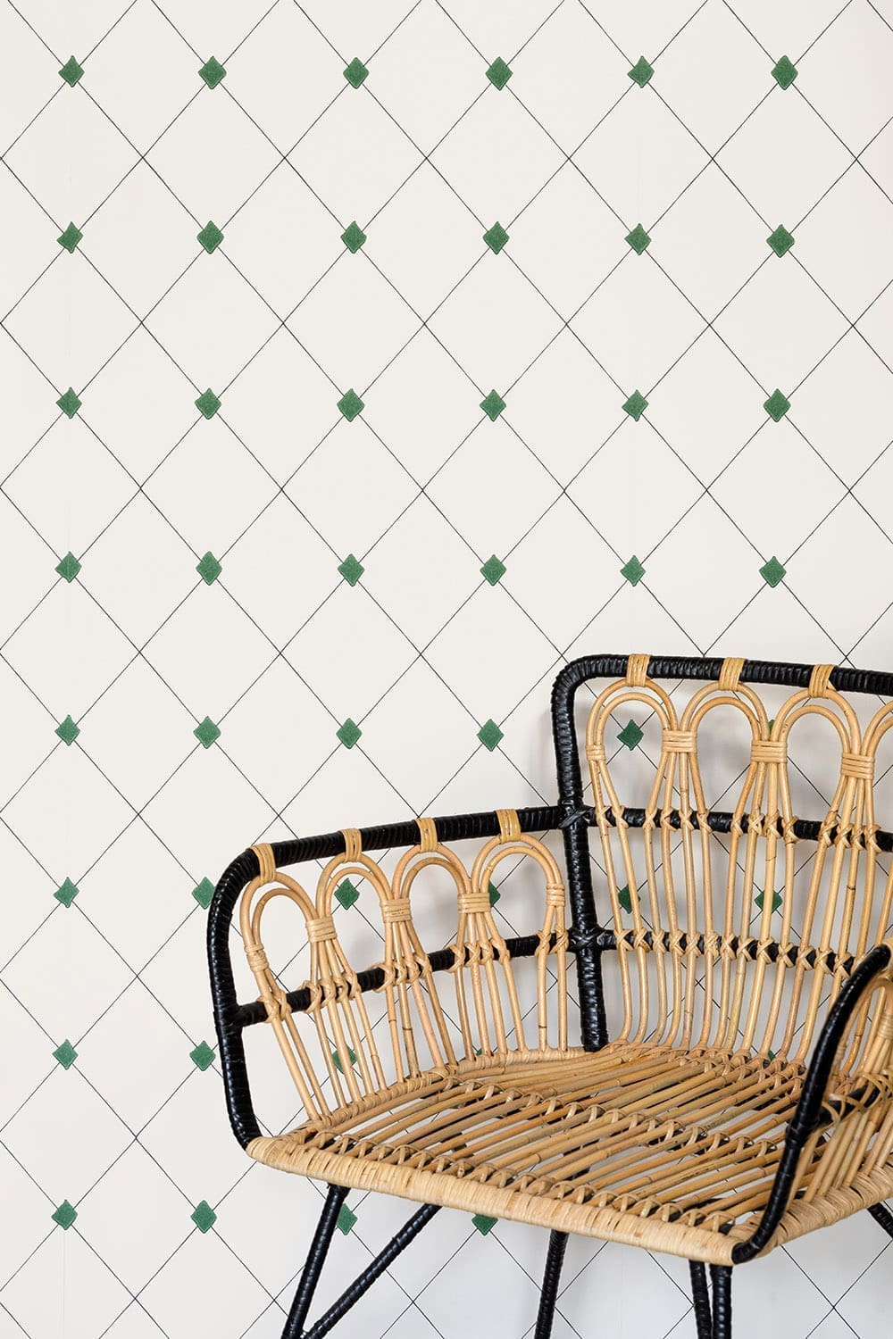 Diamond Trellis Wallpaper - Green - BG2800201 - Barneby Gates