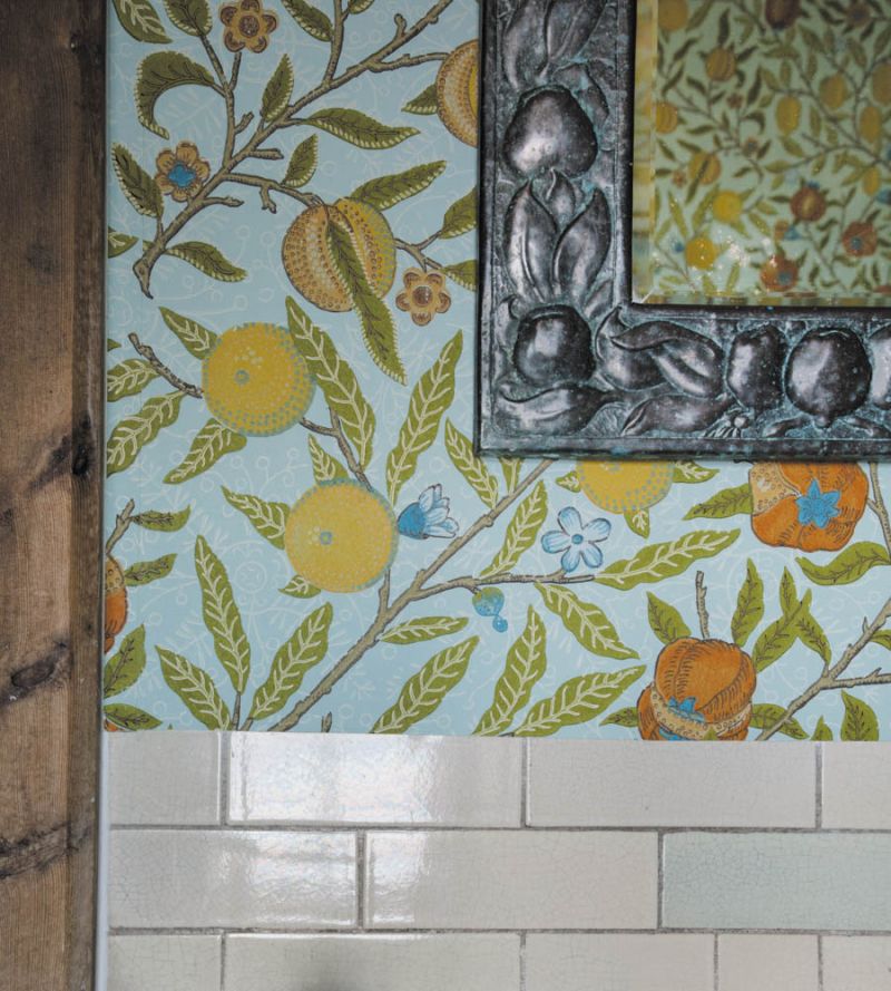 Fruit Wallpaper - Sky - 217102 - Morris & Co