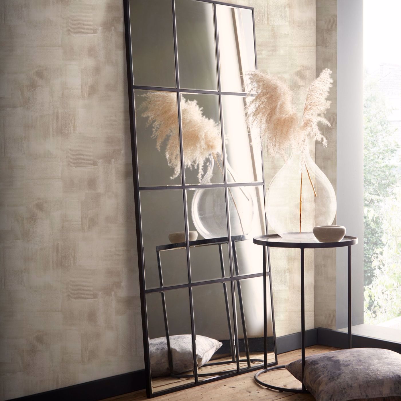 Lavatus Wallpaper - Linen - Clarke & Clarke