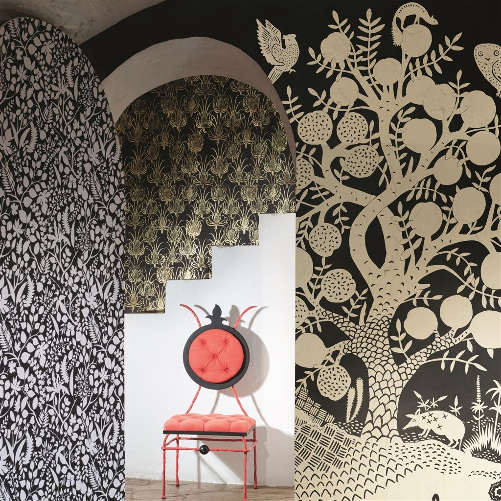 L Eden Room Wallpaper - Black