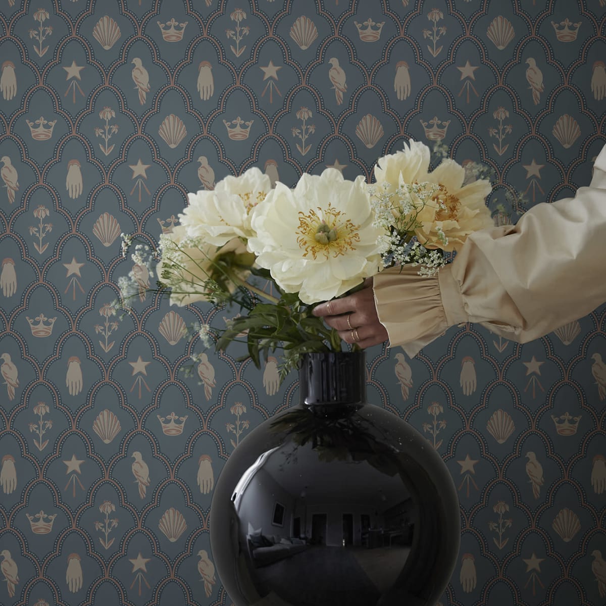 Turtledove Barn Wallpaper