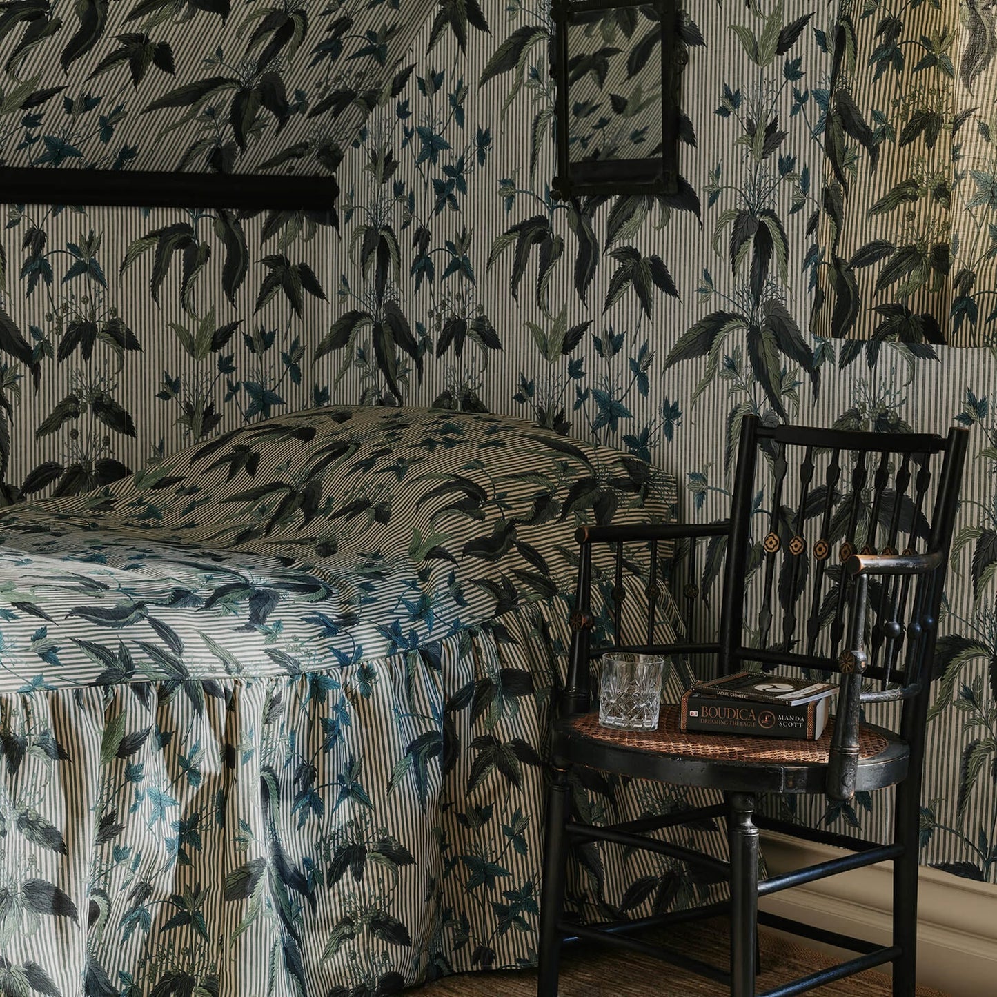 Urtica Wallpaper - Myrtle - House of Hackney