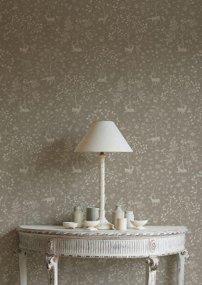 Voysey Park Wallpaper - Flax