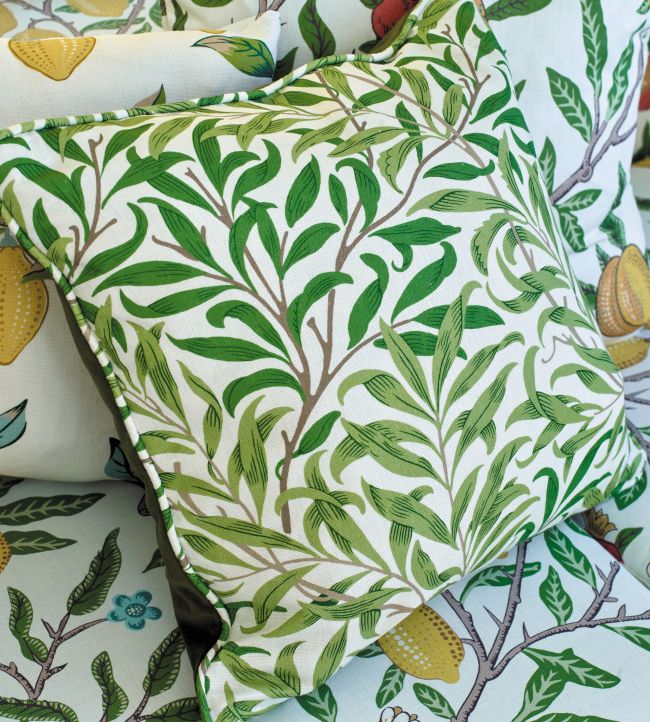 Willow Boughs Fabric - Leaf Green - 226894 - Morris & Co