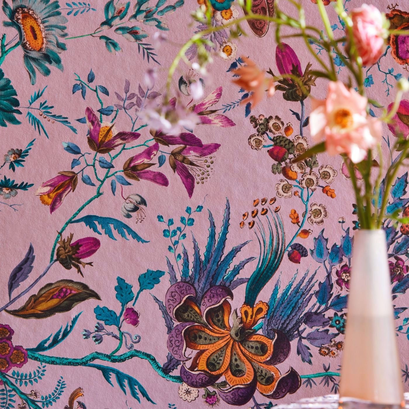 Wonderland Floral Wallpaper - Amethyst/Lapis/Ruby - HSRW113066 - Harlequin