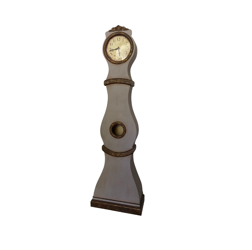 Reproduction Mora Clock