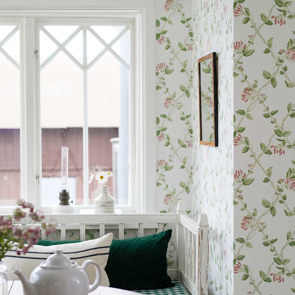 Honeysuckle Wallpaper - Green - Boråstapeter - 8852 - Premier Wallcovering