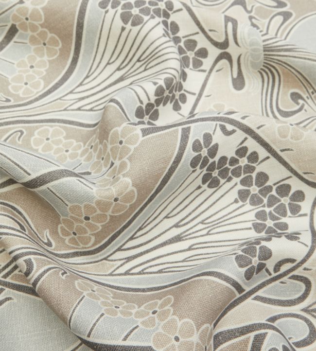 Ianthe Bloom Multi in Ladbroke Linen Room Fabric - Gray