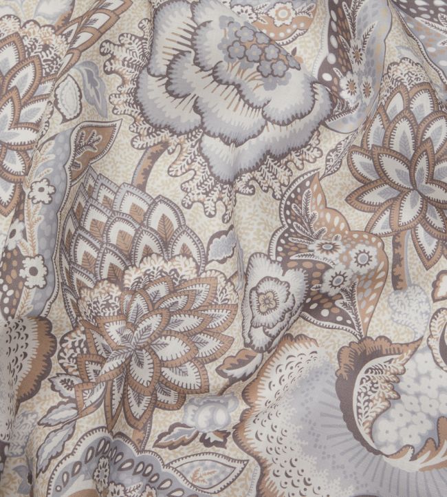 Patricia in Marlow Linen Room Fabric - Purple