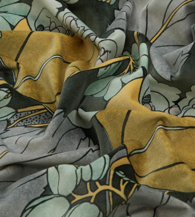 Regency Tulip in Wellington Room Velvet Fabric - Gray