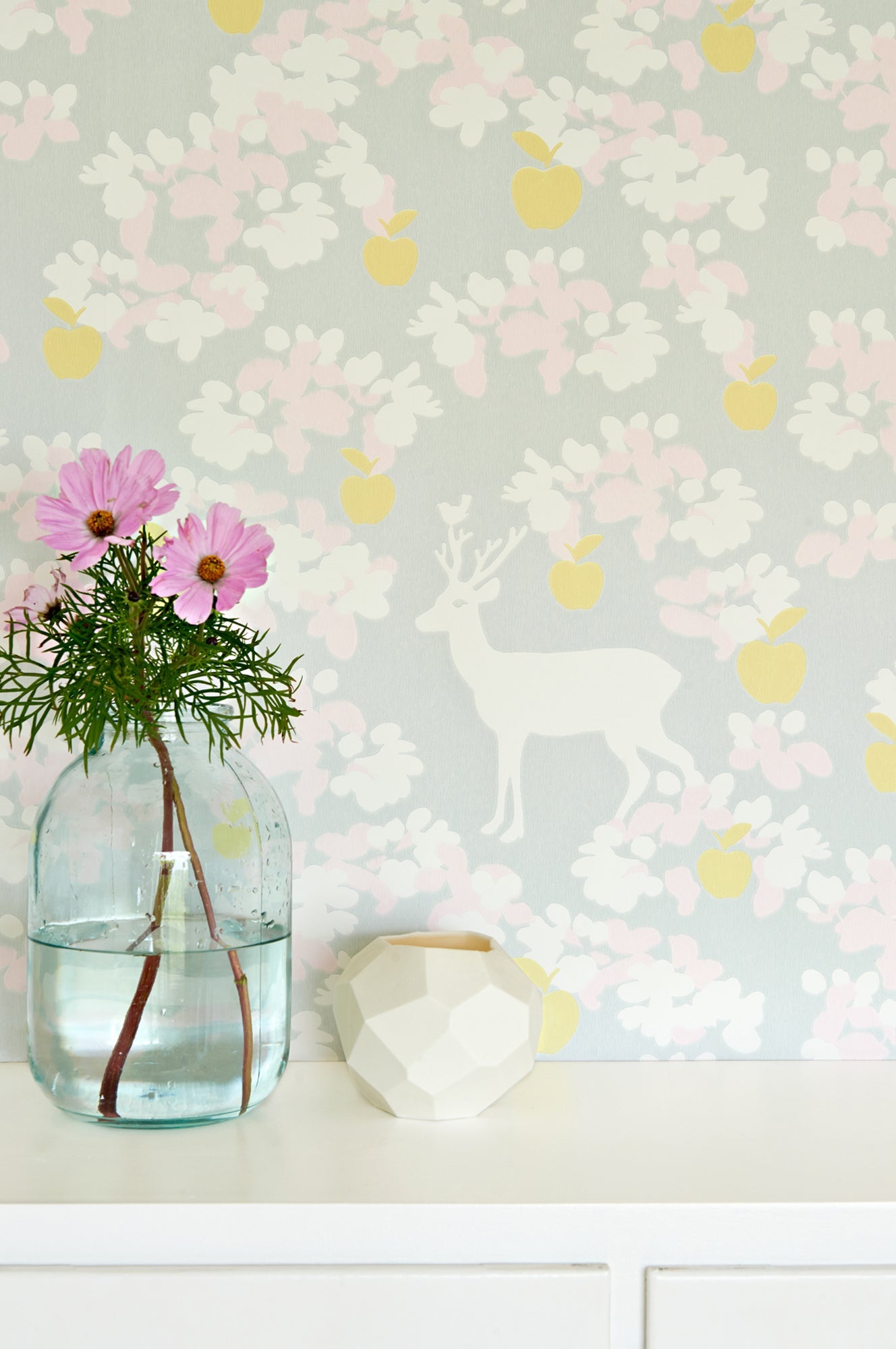 Apple Garden Grey Wallpaper - Majvillan