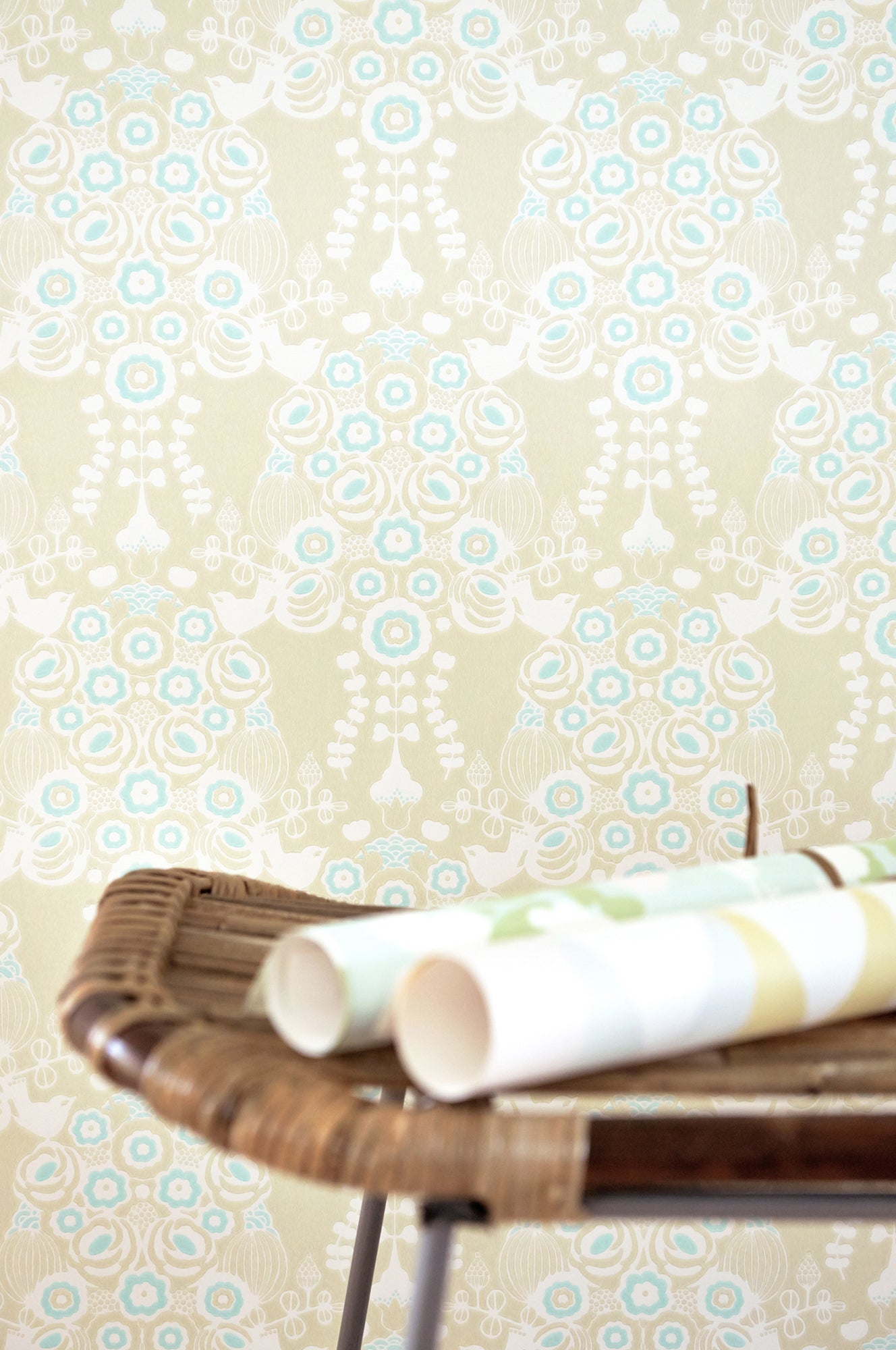 Estelle Khaki Wallpaper - Majvillan