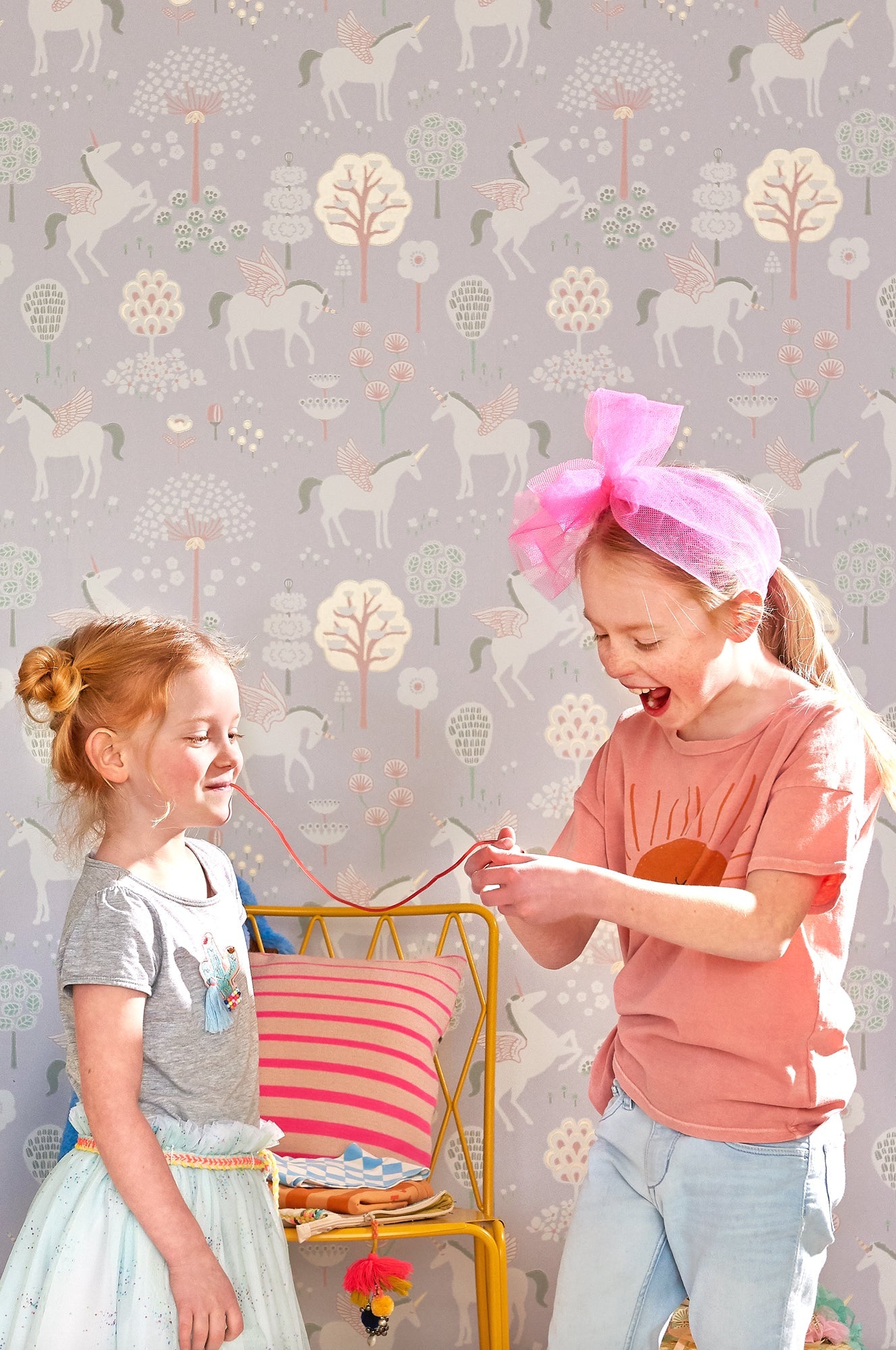 True Unicorns Lilac Wallpaper - Majvillan