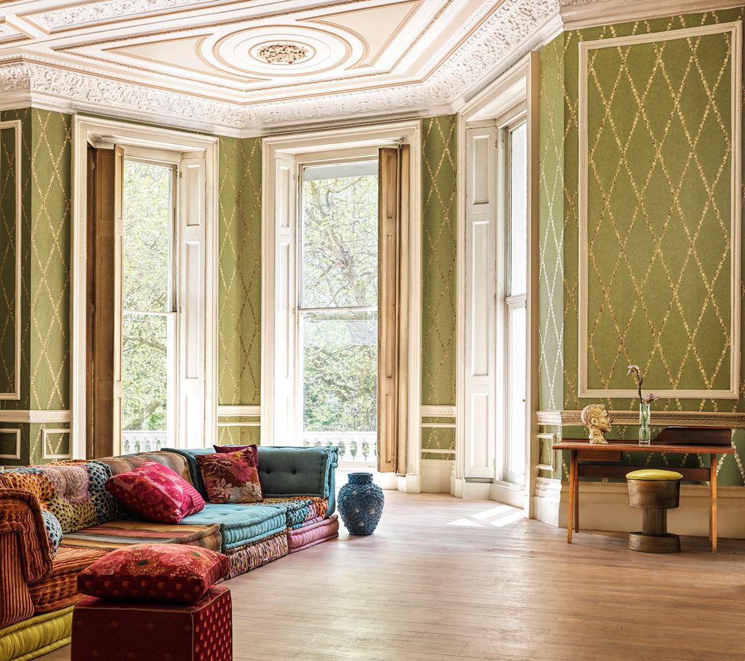 Cammei Wallpaper - Green - Cole & Son