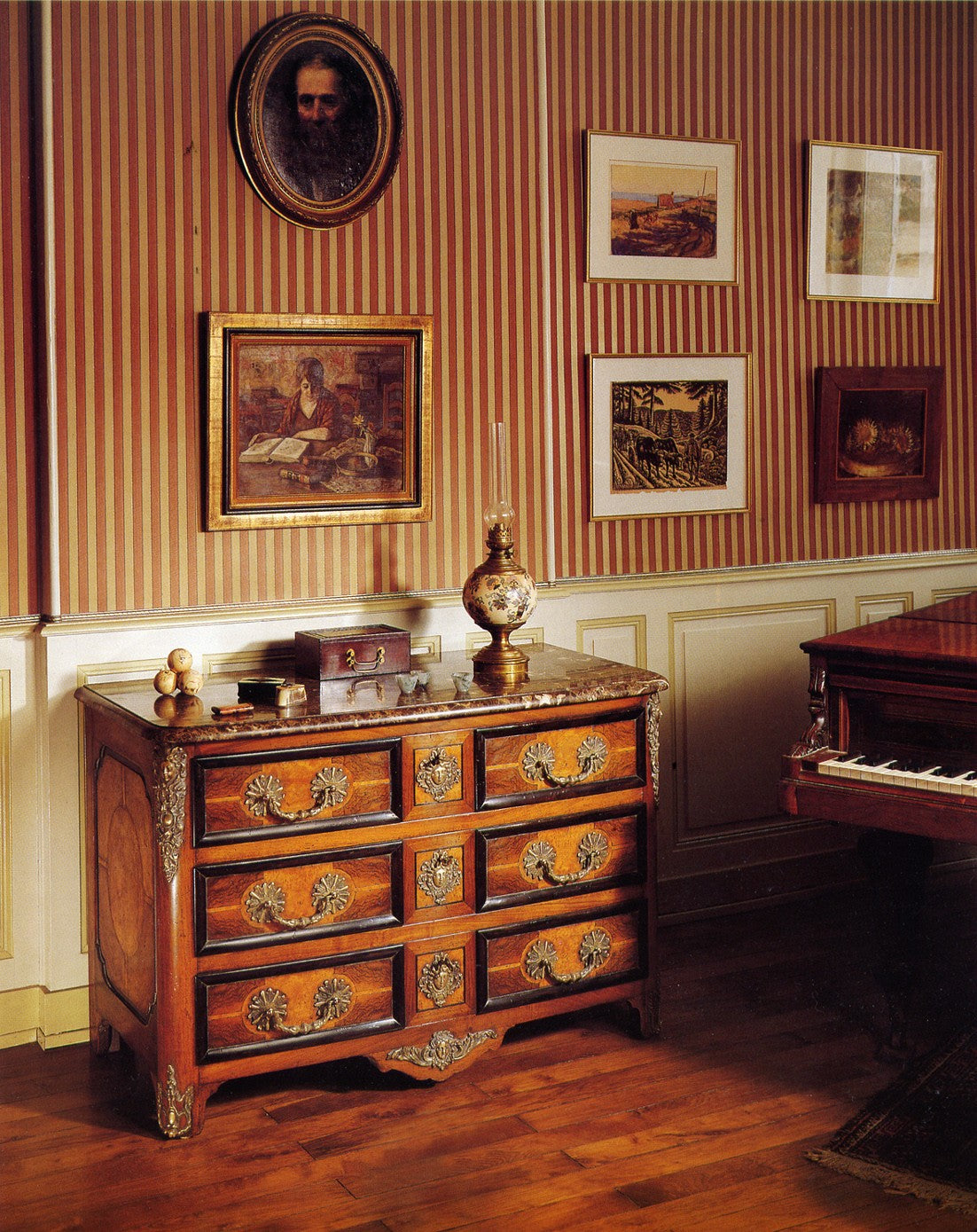 Vintage Louis XV Style French Commode