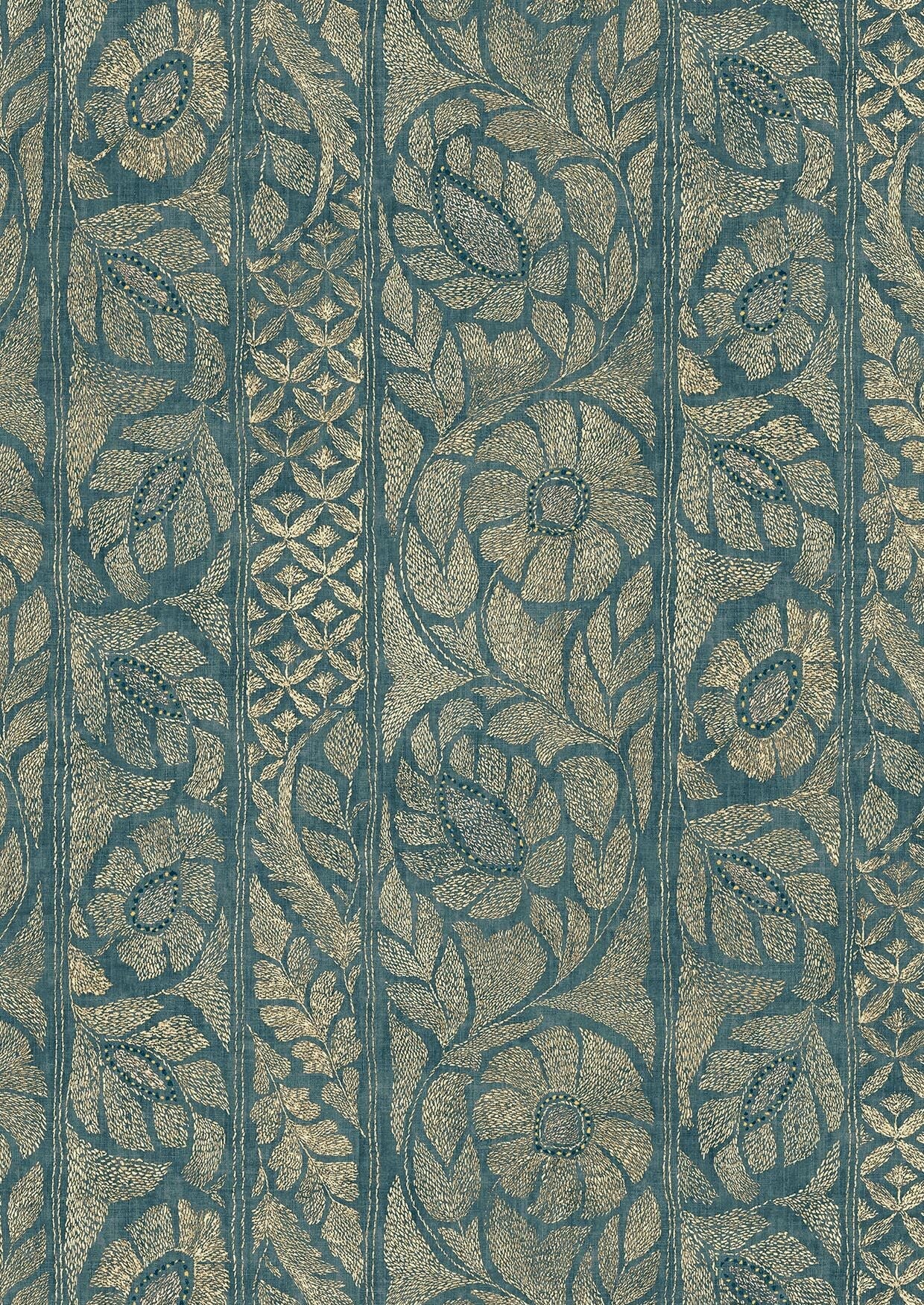 Kashmiri Marmara Gold Wallpaper - Lewis & Wood