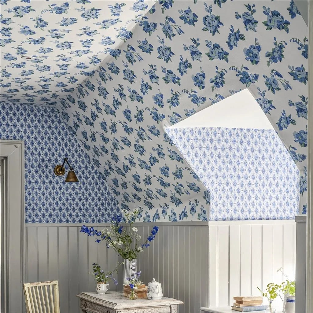 Craven Street Flower Room Wallpaper - Blue