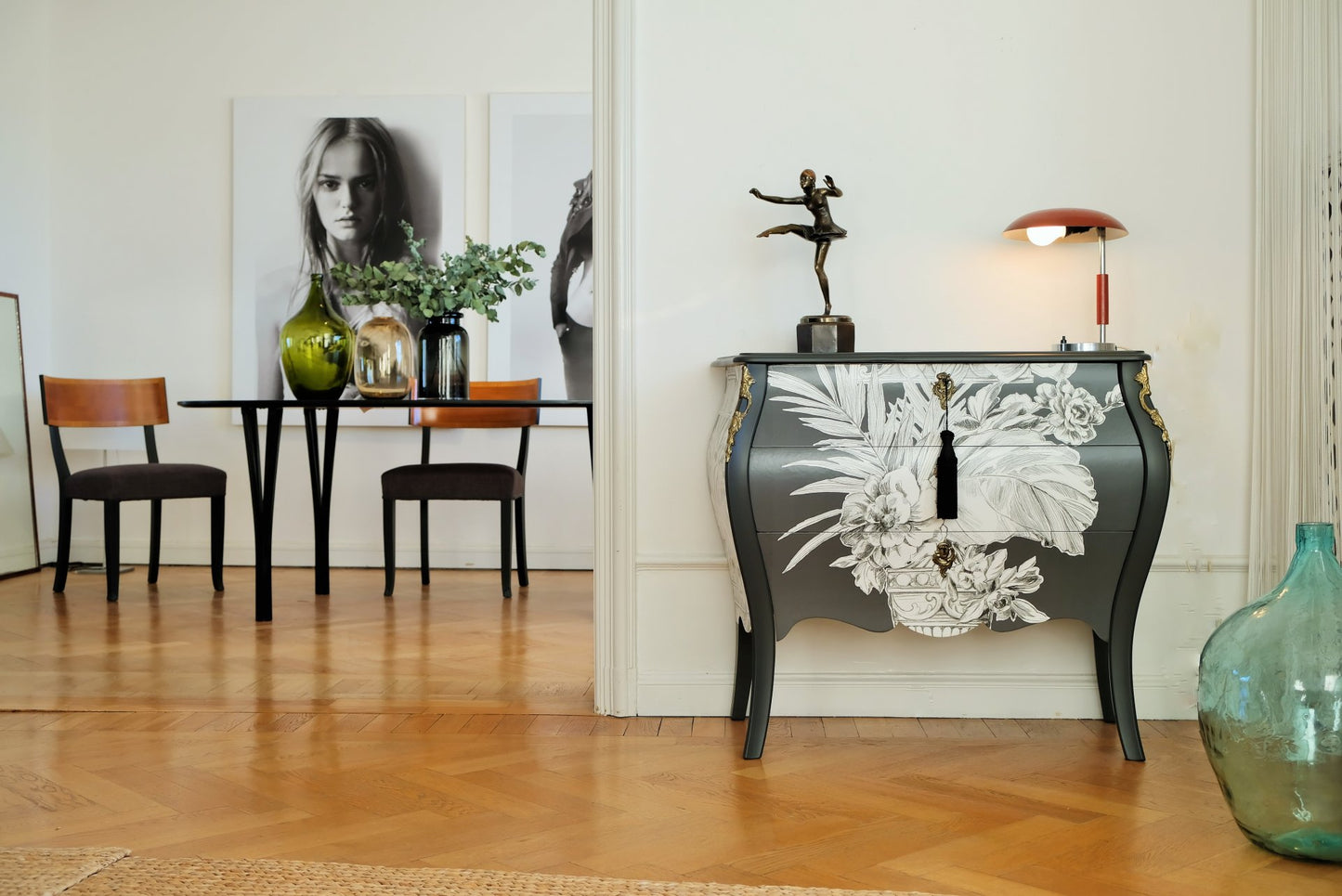 خزانة روكوكو، الخمسينيات