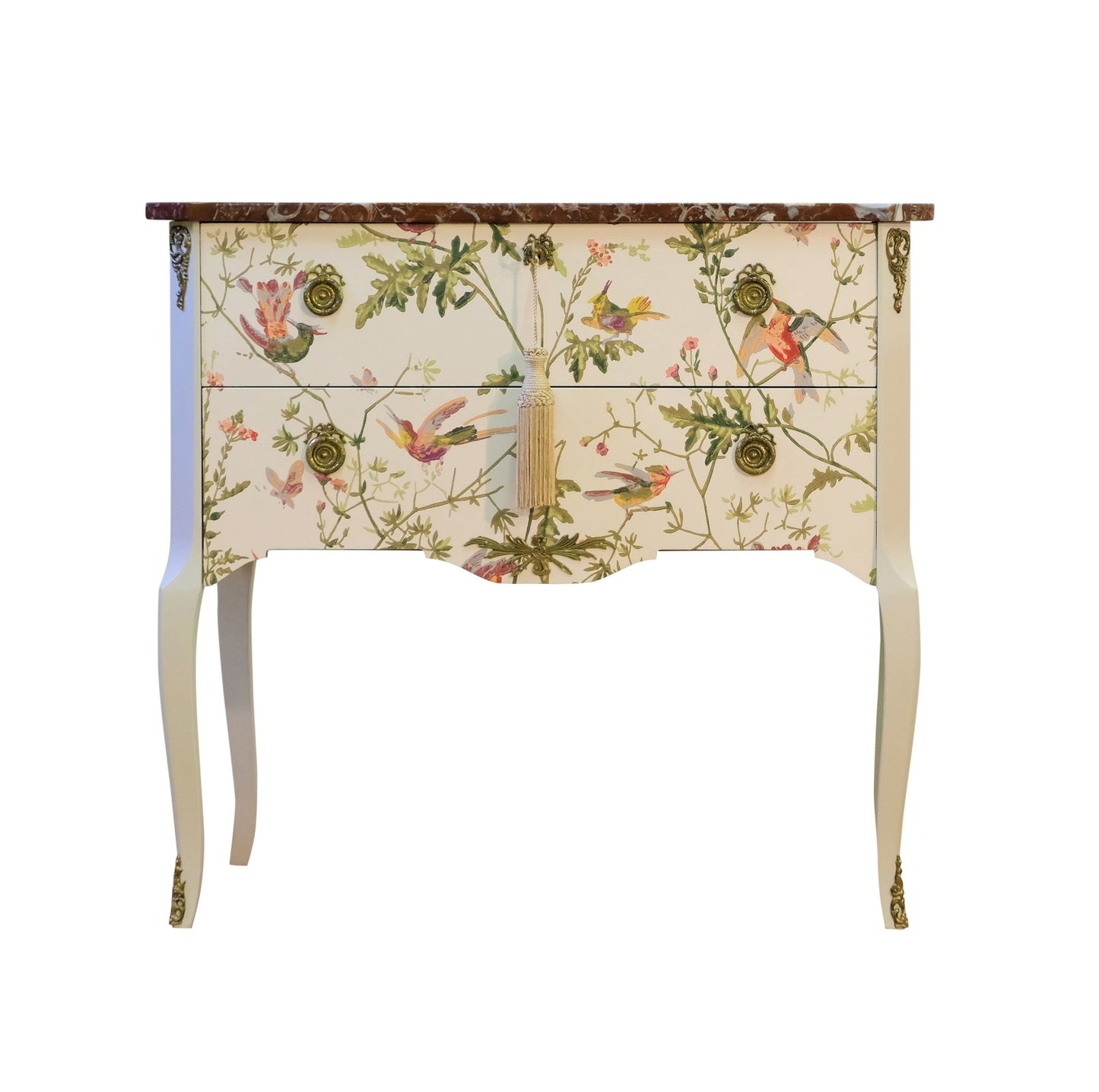 صندوق على طراز لويس الخامس عشر على شكل طائر الطنان (فردي)