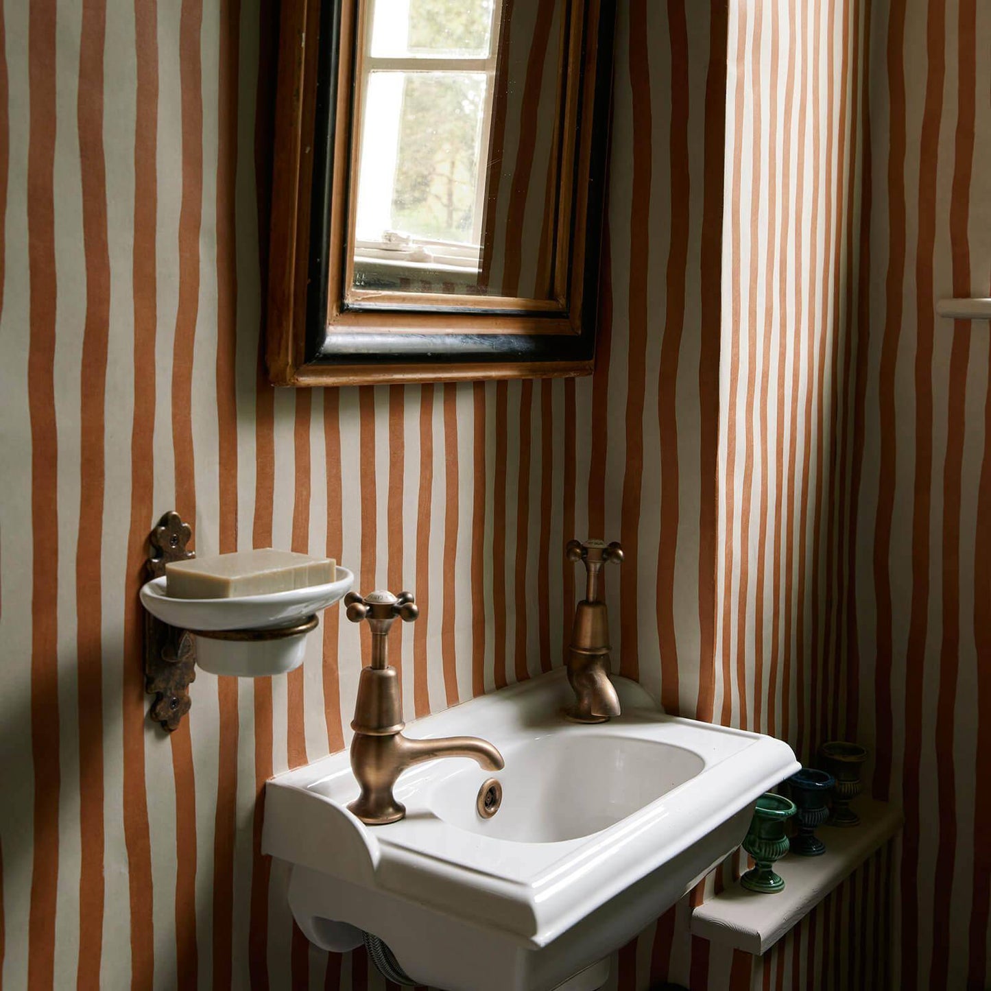 Artist's Stripe Wallpaper