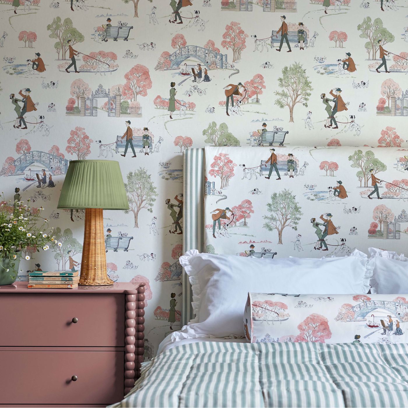 101 Dalmatians Wallpaper - Candy Floss - DDIW217289 - Sanderson