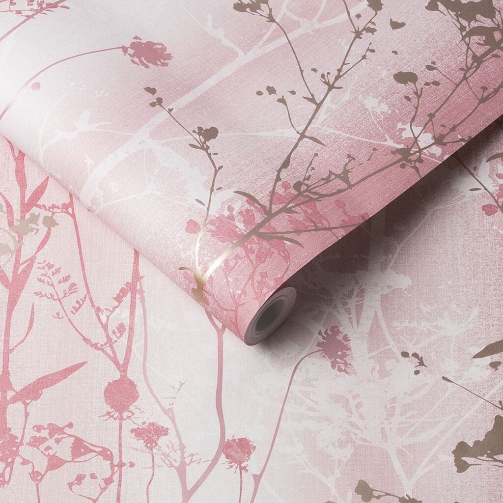105895 - Wild Flower Wallpaper - Coral - Graham & Brown