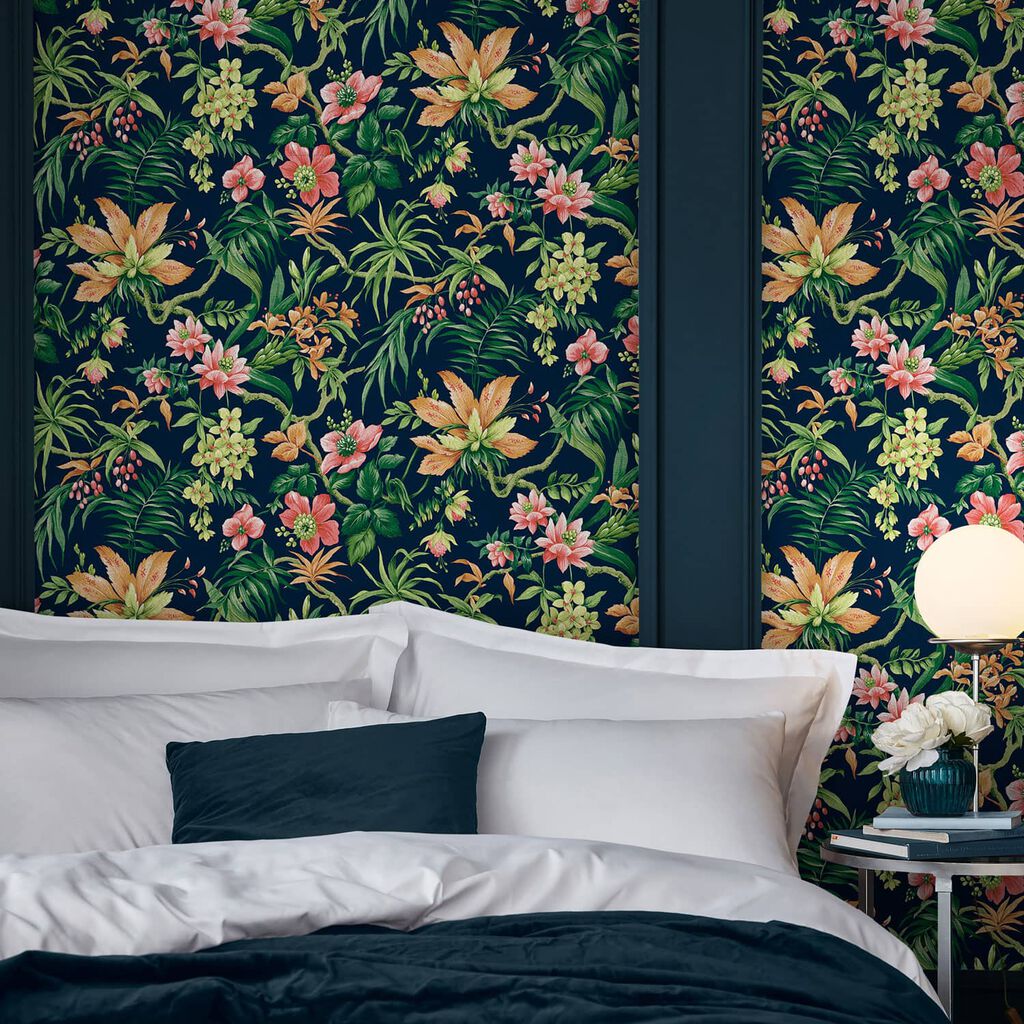 119659 - Tesronto Wallpaper - Navy - Graham & Brown