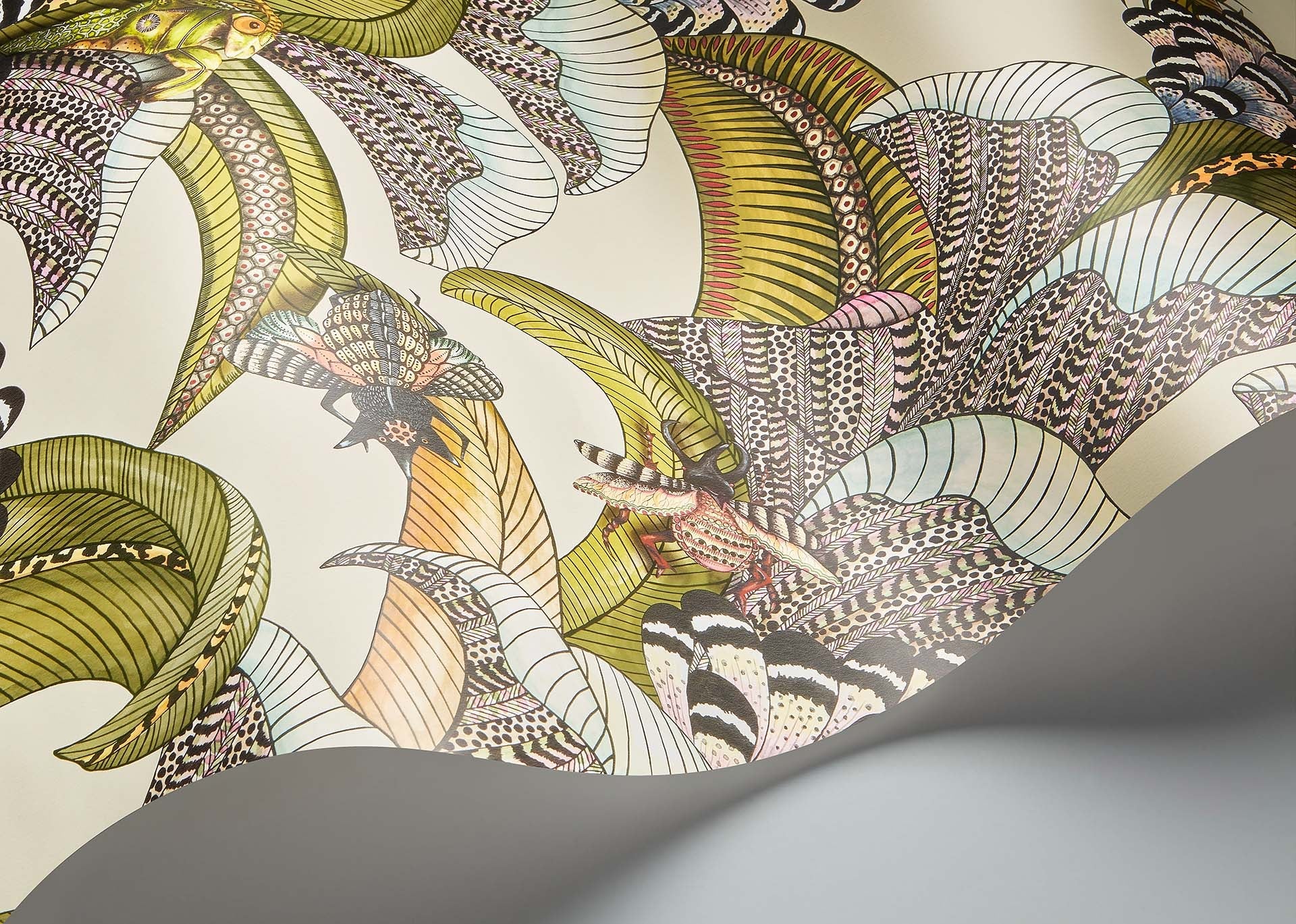 Hoopoe Leaves Wallpaper - Green - Cole & Son