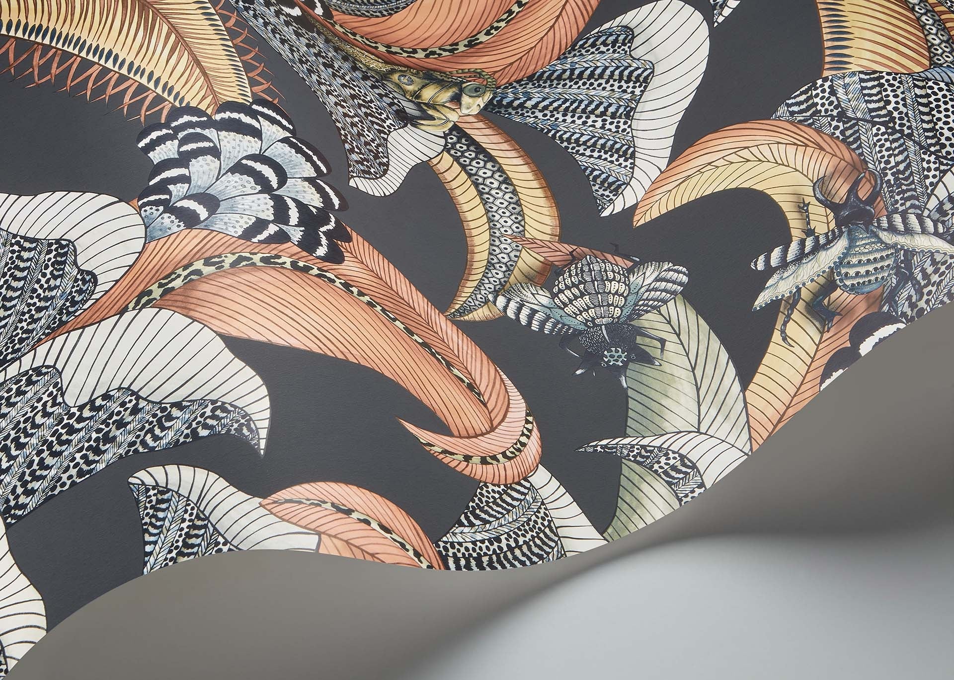 Hoopoe Leaves Room Wallpaper - Gray