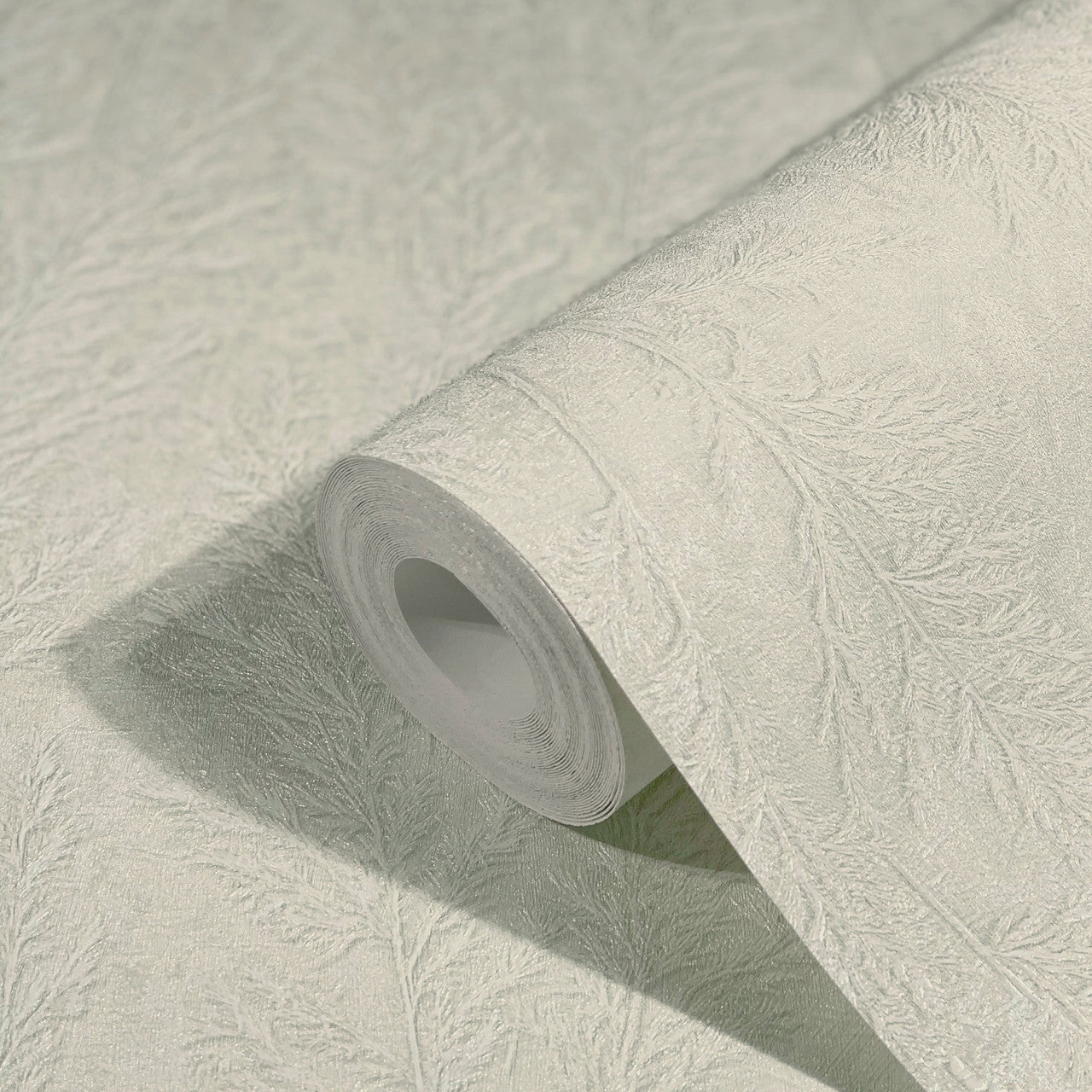 Feathery Tree Natural Opulence White Wallpaper - Galerie