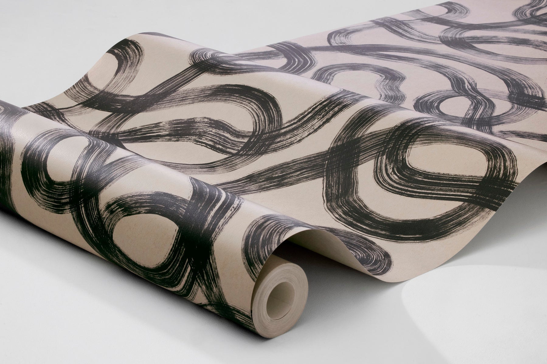 Curve Wallpaper - Black - Borastapeter