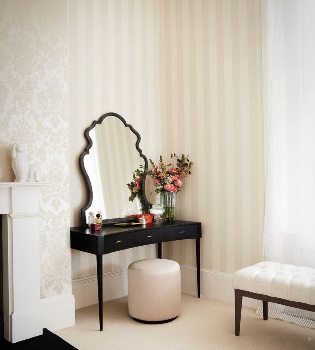 Glastonbury Stripe Room Wallpaper - Cream