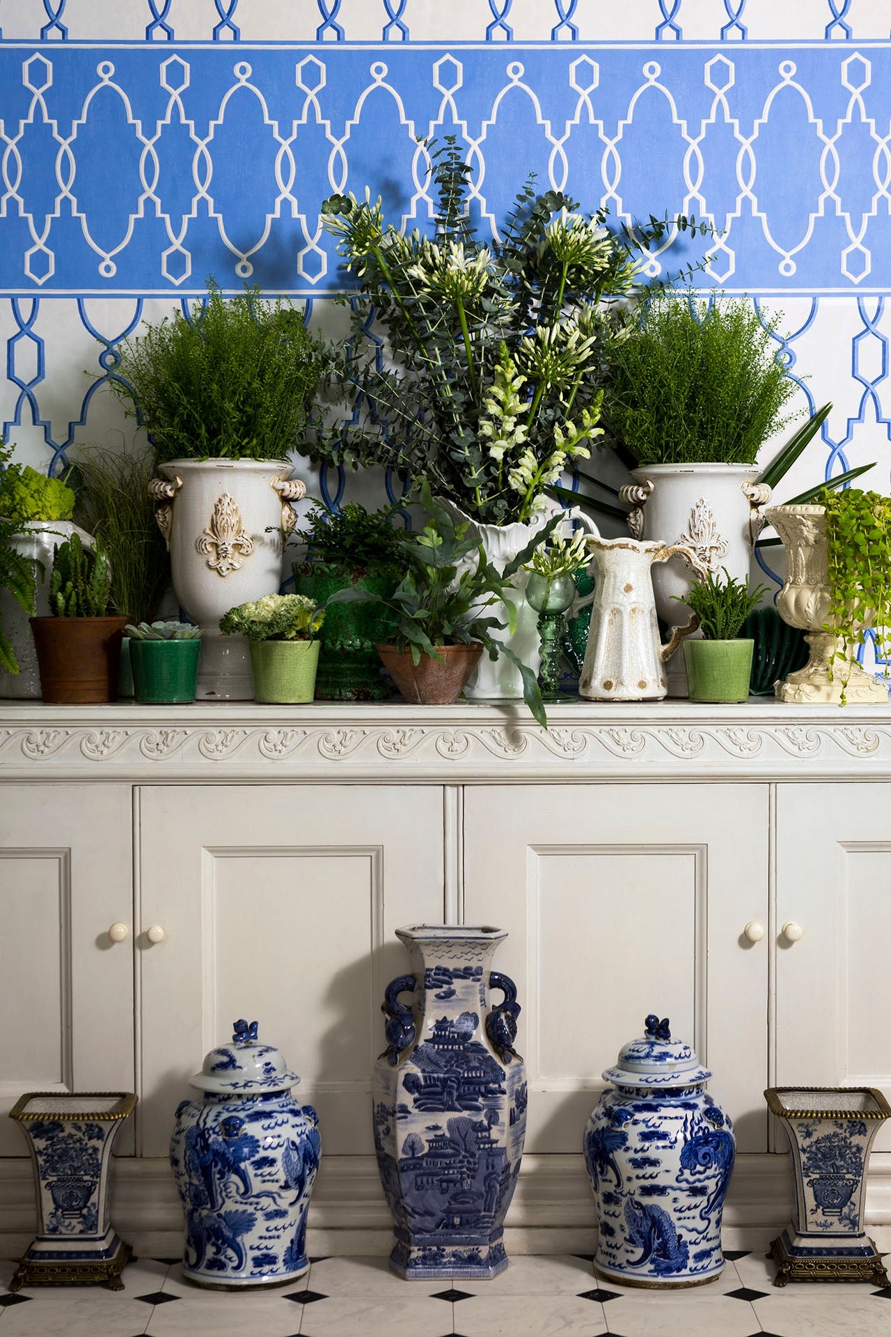 Parterre Border Wallpaper - Blue - Cole & Son