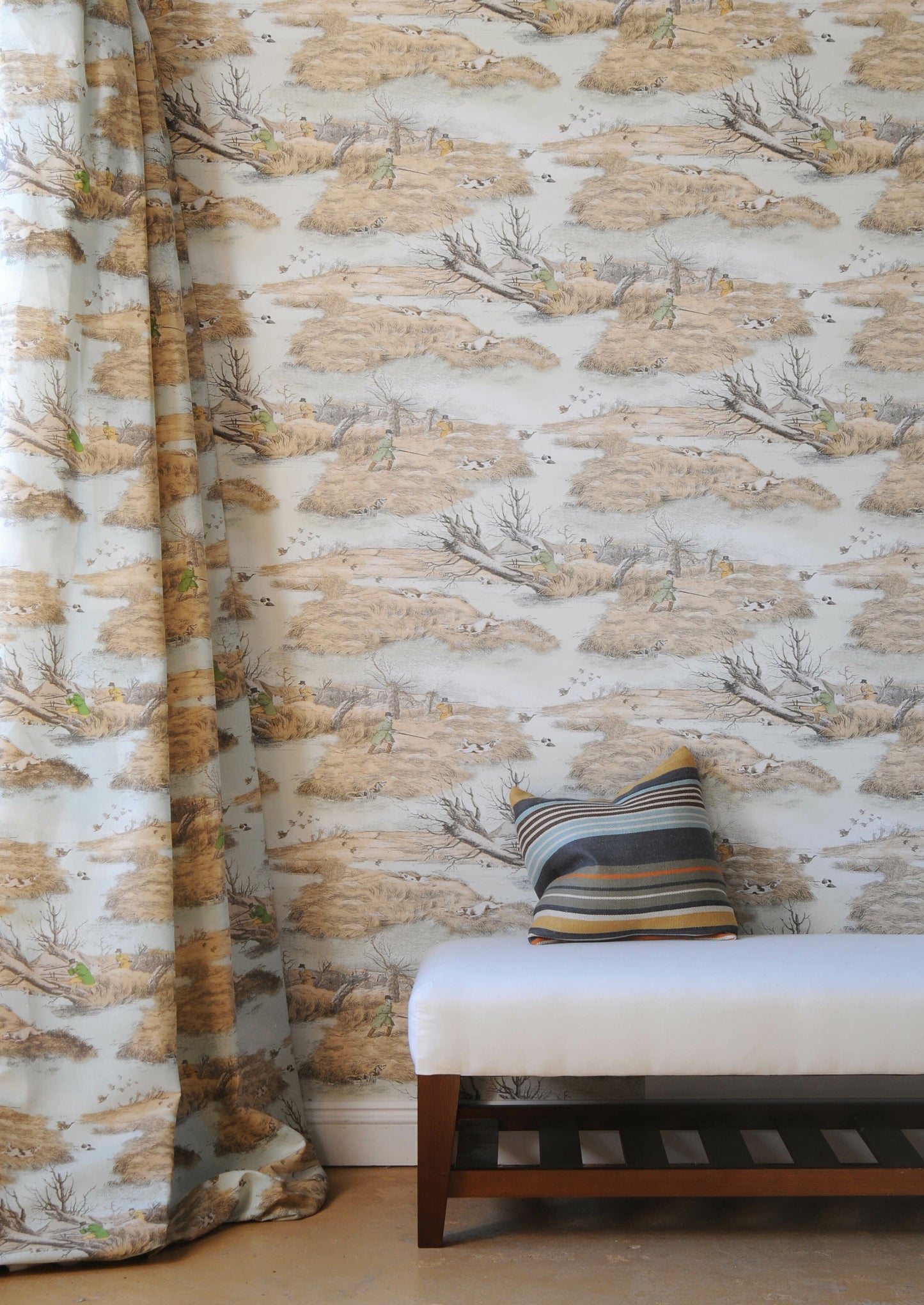 Alken Wildfowlers Wallpaper - Beige