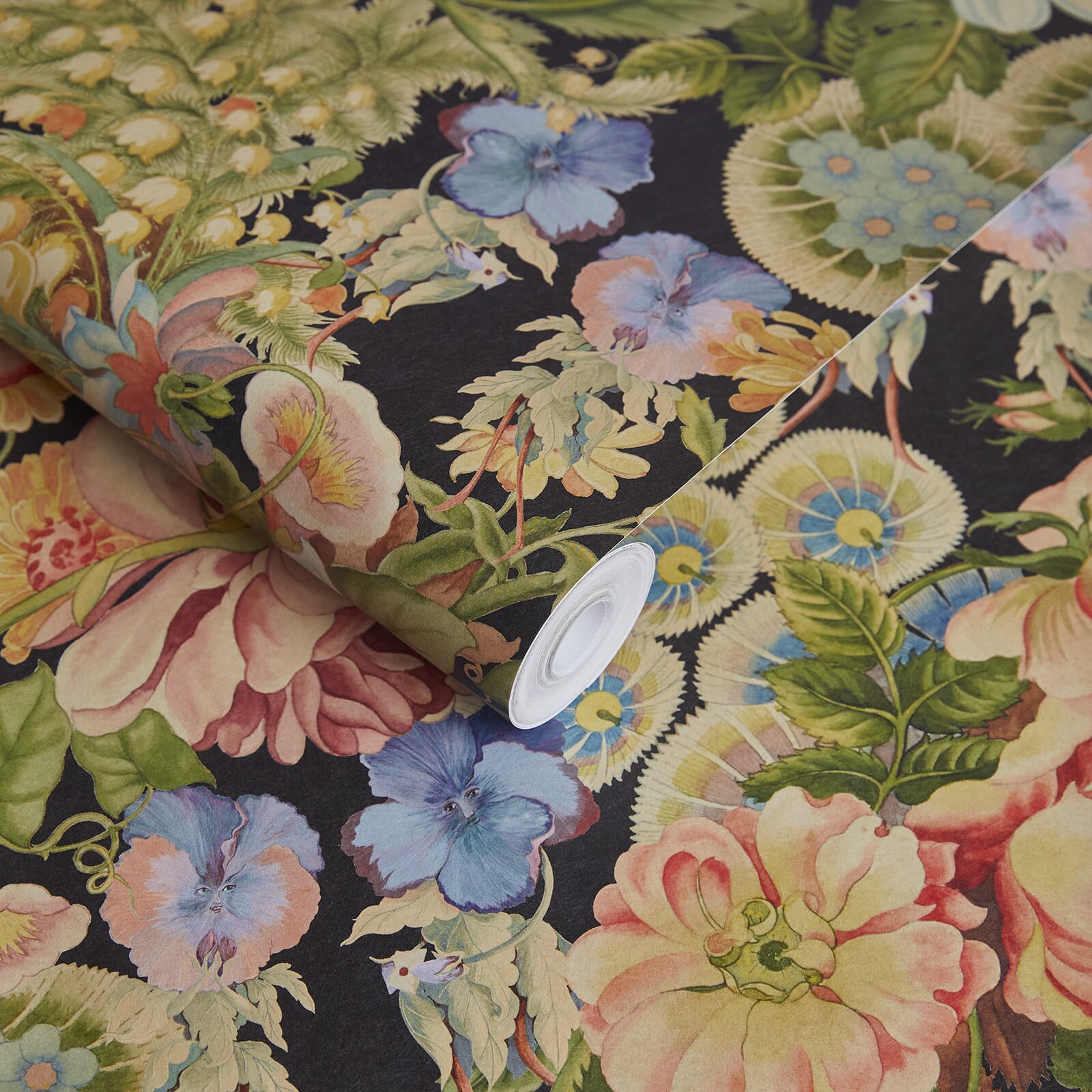 Amatoria Wallpaper - Noir - House of Hackney