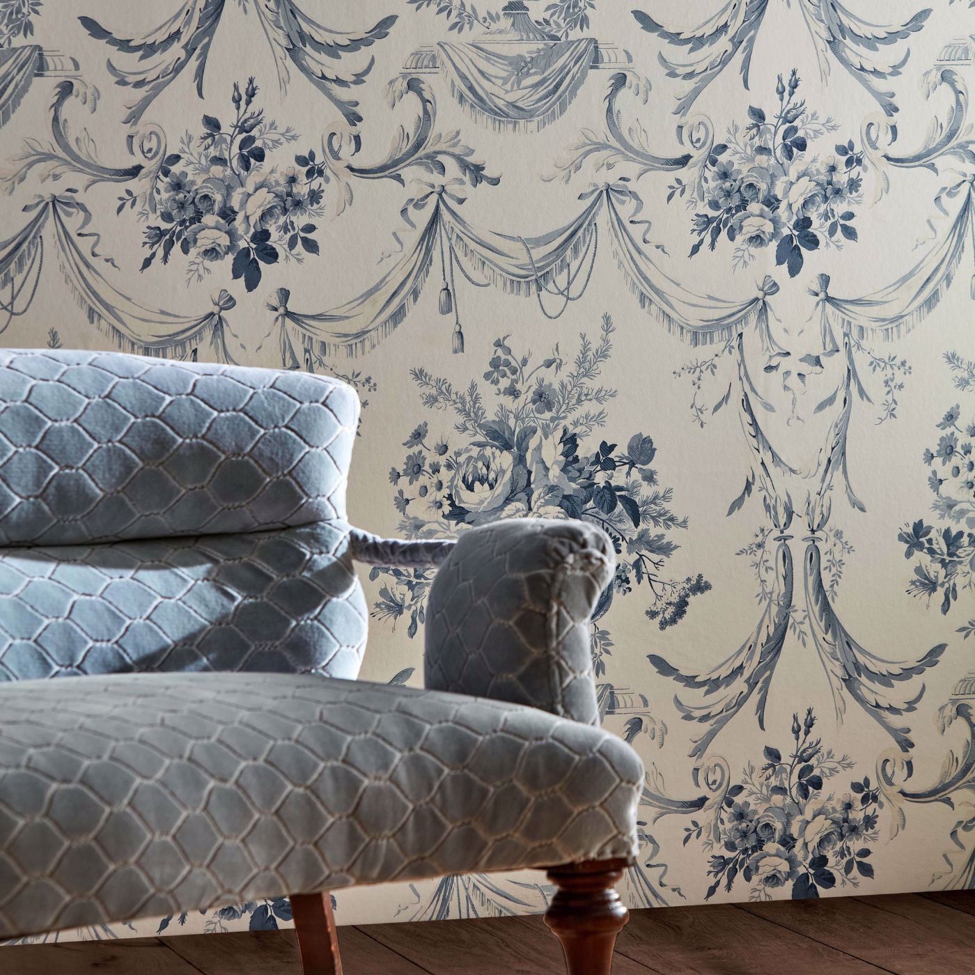 Andromeda's Cup Wallpaper - Olympic Blue - DGDW217316 - Sanderson
