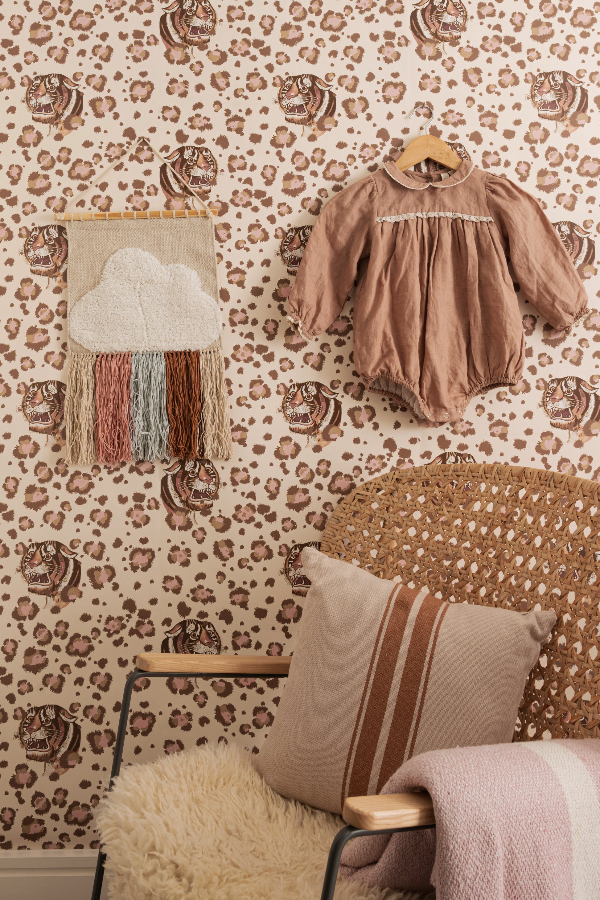 Bubastis Wallpaper - Cream - Wear The Walls