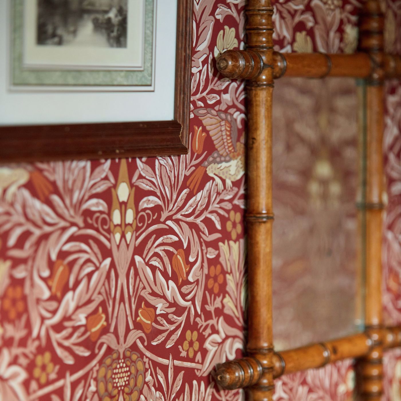 Bird Wallpaper - Madder/Weld - 217195 - Morris & Co