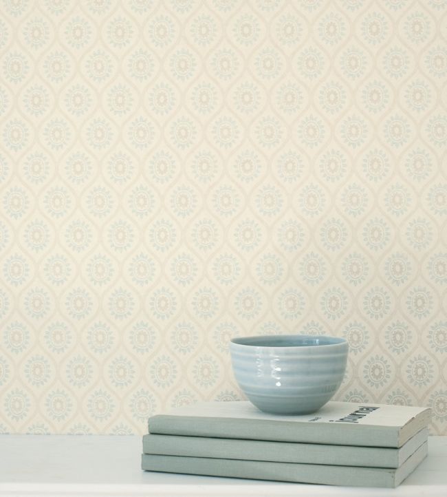 Brightwell Wallpaper - Leaf/Cream - Colefax & Fowler