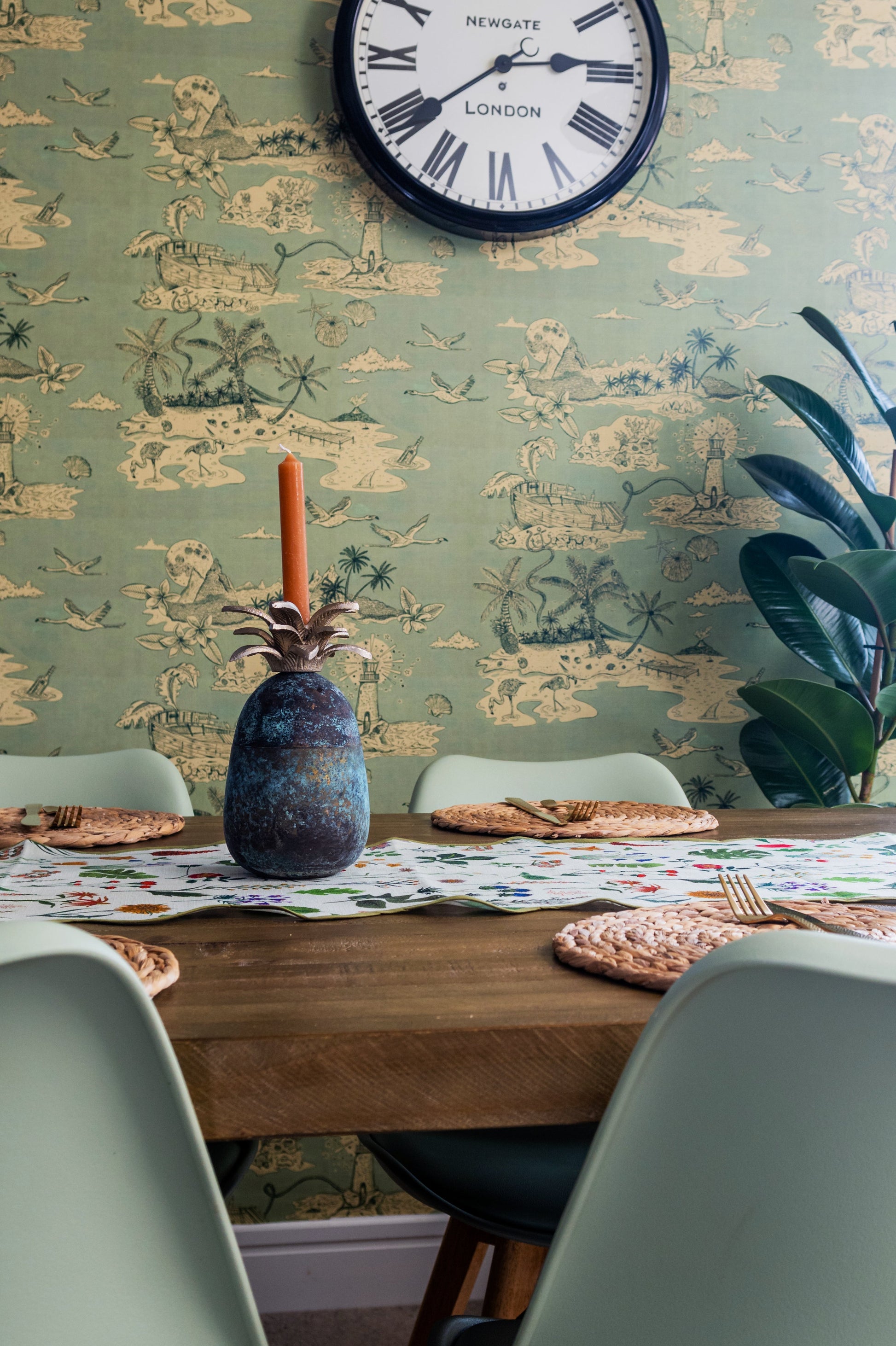 Castaway Wallpaper - Green - Wear The Walls