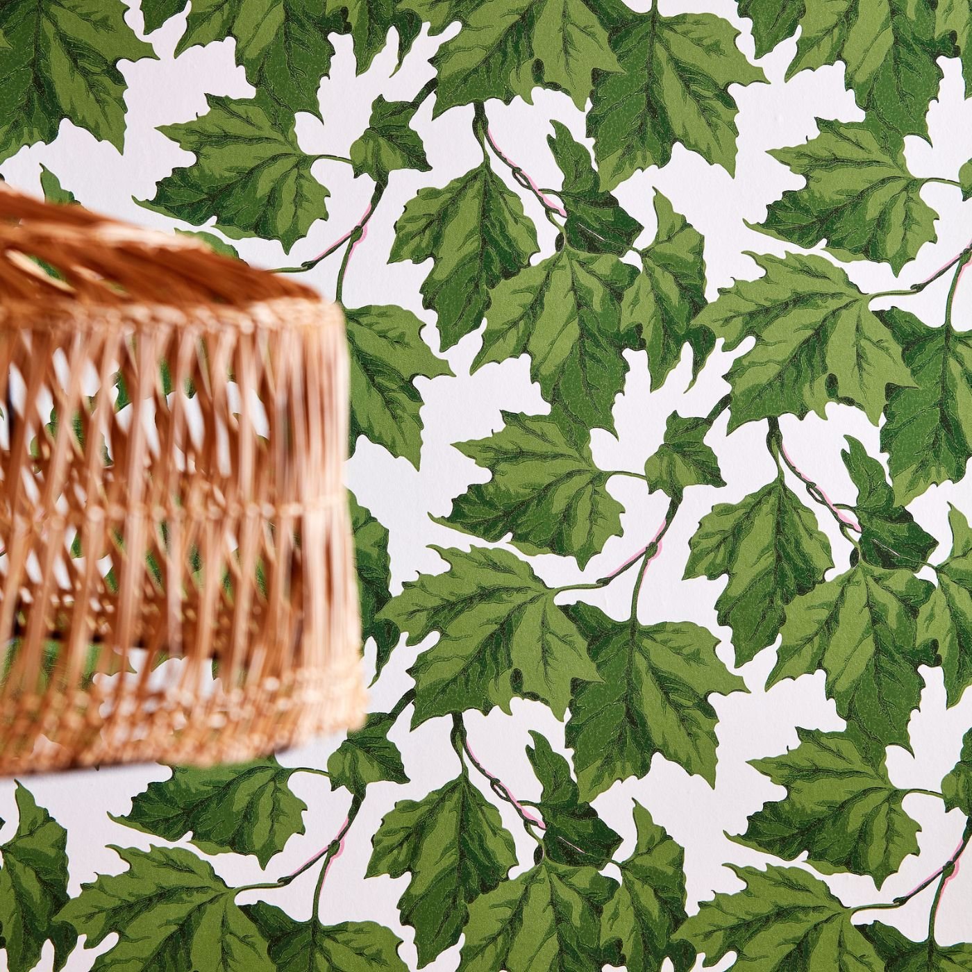 Dappled Leaf Wallpaper - Emerald - HSRW113045 - Harlequin