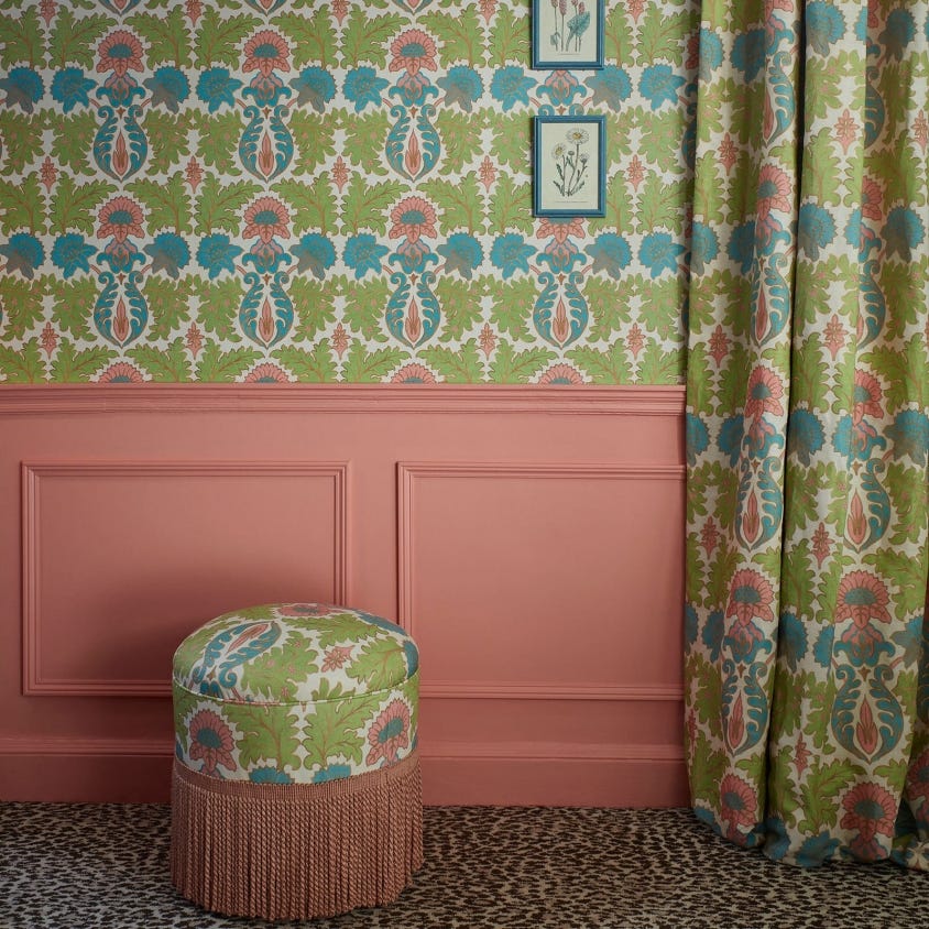 EMANIA CLIMBING WALLS Wallpaper - Tourmaline - House of Hackney