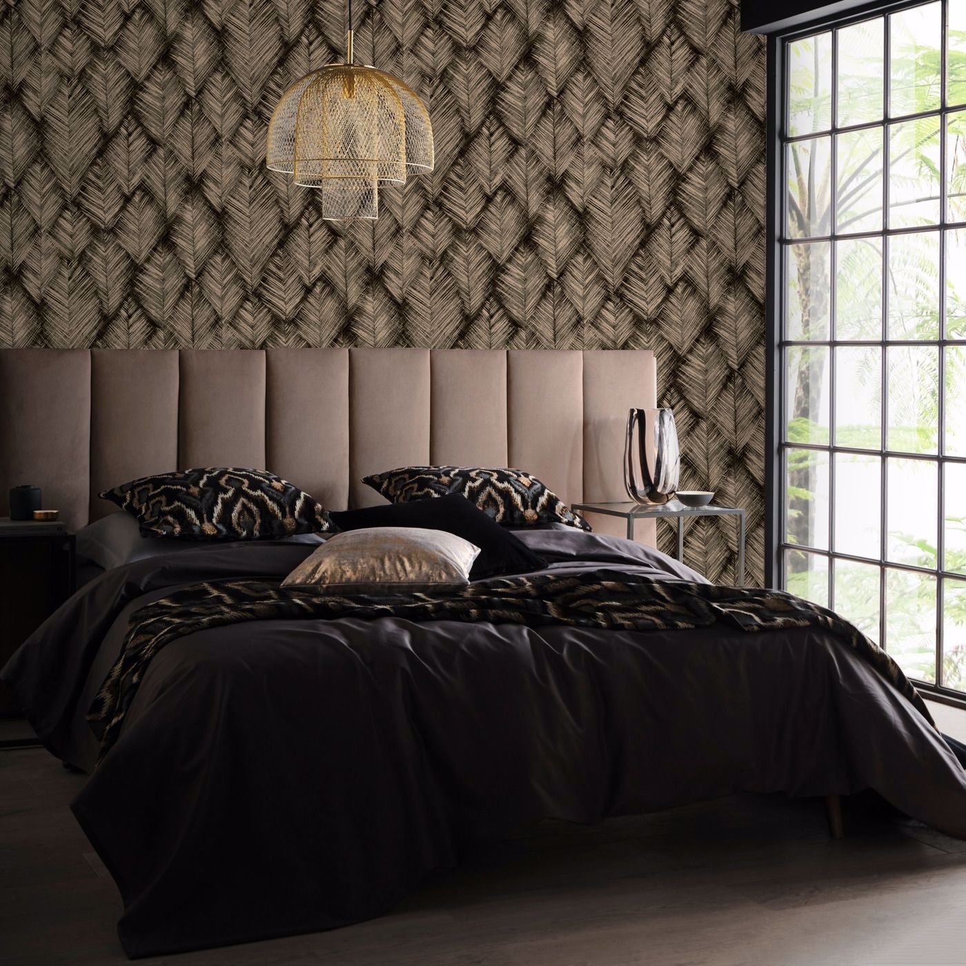 Folius Wallpaper - Charcoal/Gilver - Clarke & Clarke